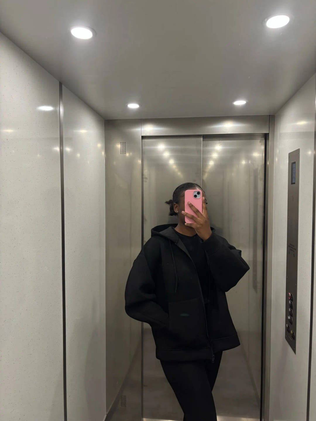 Customer photo review of Eveline Zip-Up Hoodie