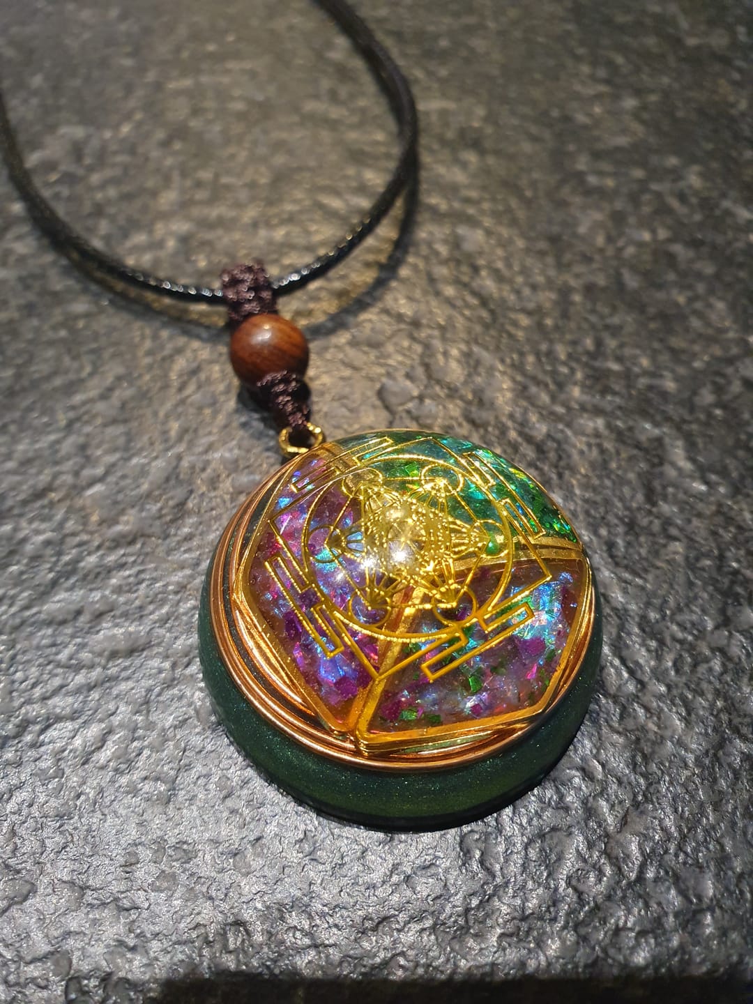 Customer photo review of Pendentif Énergétique "Alignement Sacré"