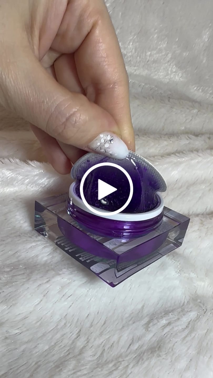 Customer video review of FloraMilky 03 Builder Gel