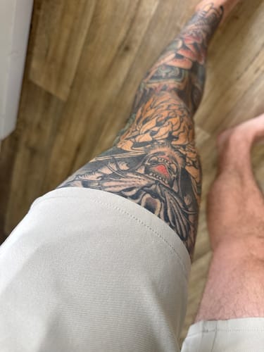 Customer photo review of Ultra-Stretch 5" Chino Shorts - Cream
