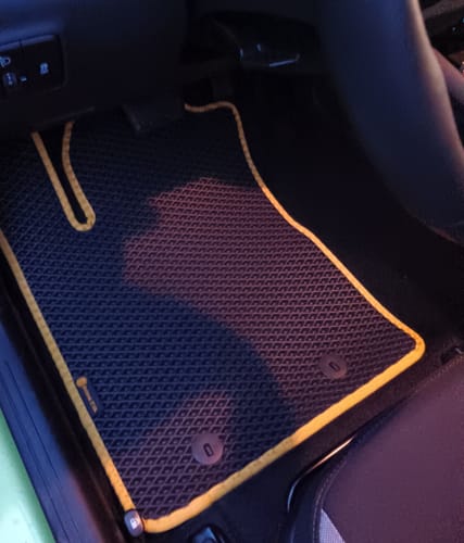 Customer photo review of Auto Fußmatten nach Maß - Komplettset