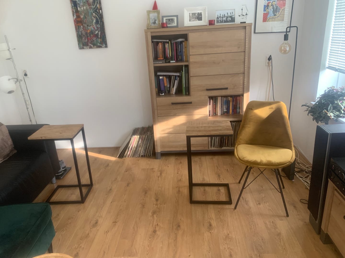 Customer photo review of Bijzettafel bank | Set van 2 | Mangohout en Staal | 38x31x68cm