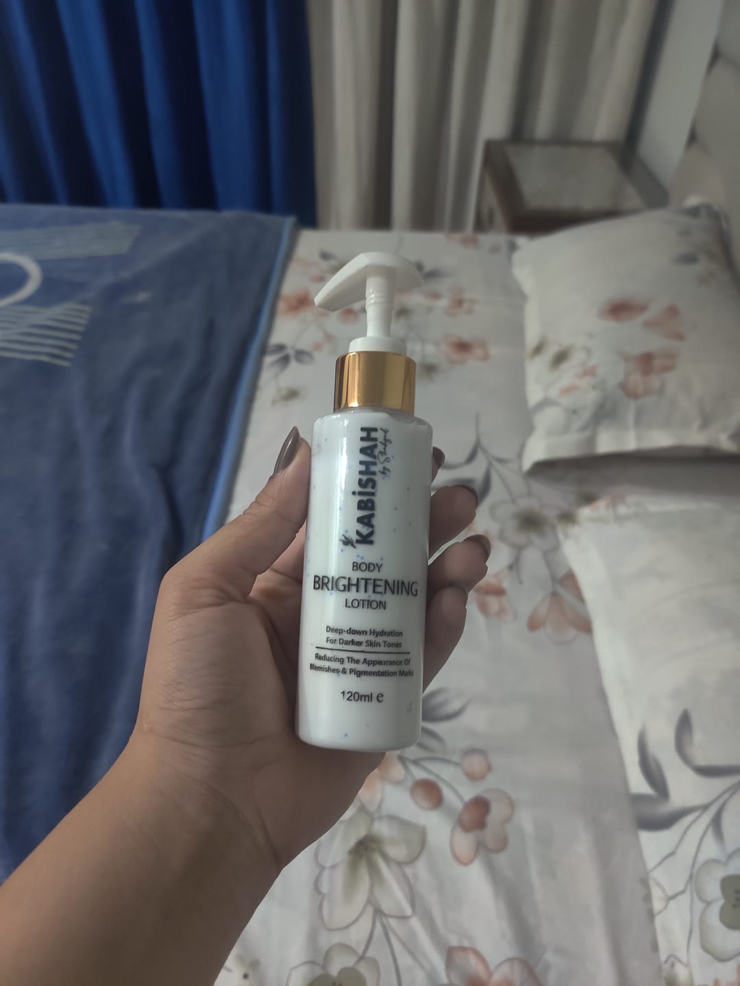 Customer photo review of DazzleSkin Body Hydrating Lotion