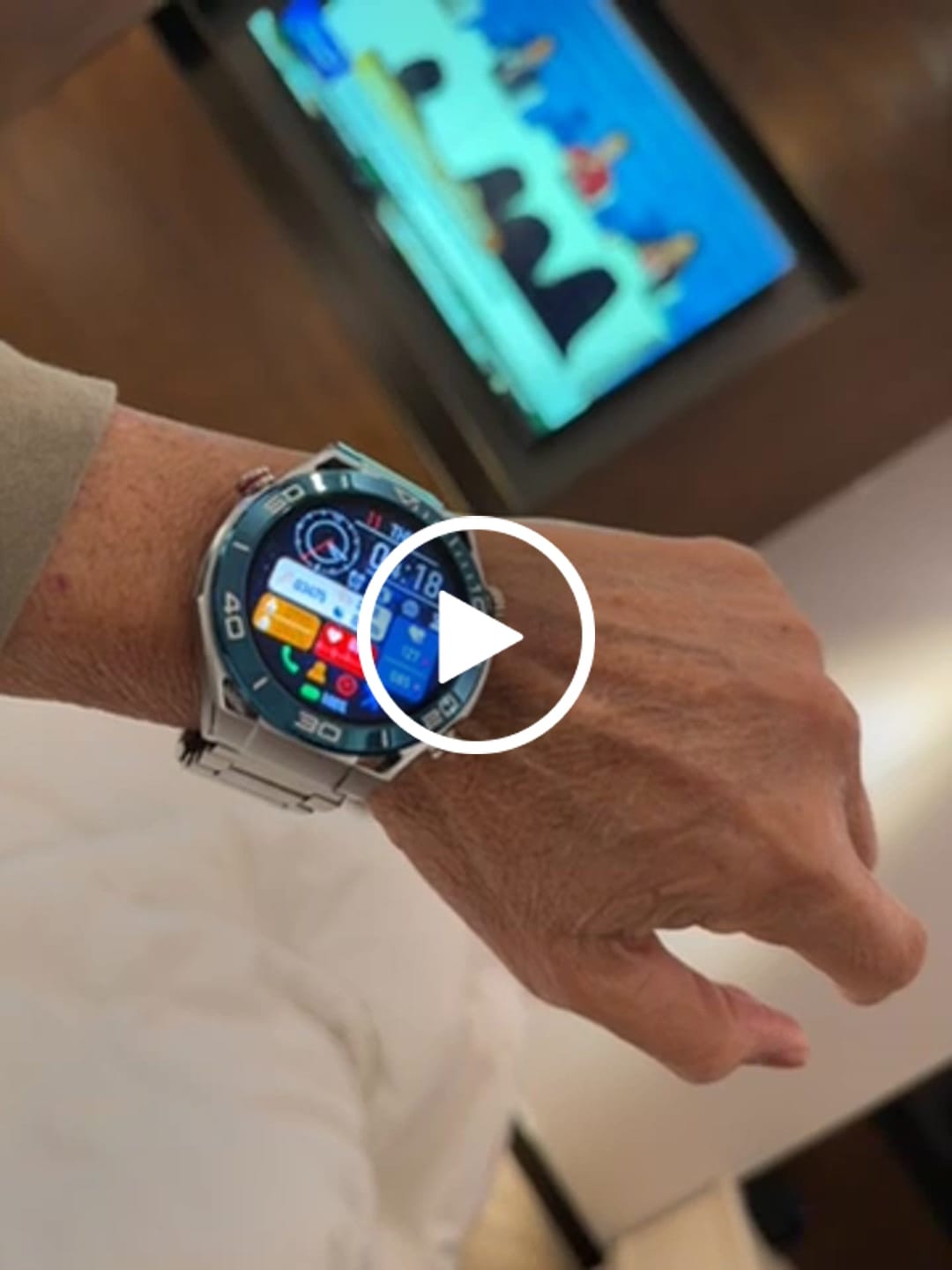 Customer video review of FITAOS ECG Blood Glucose Blood Pressure Monitoring Bluetooth Talk Sports Smartwatch