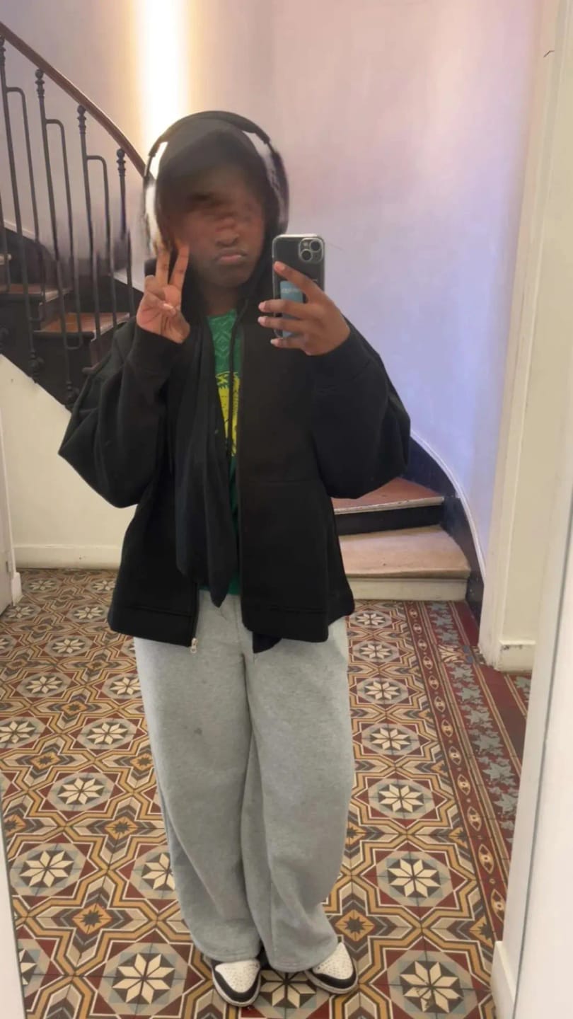 Customer photo review of Eveline Zip-Up Hoodie