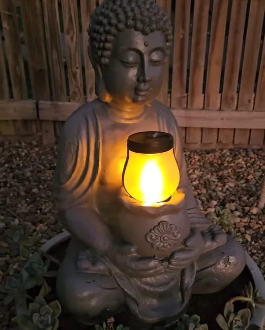 Customer photo review of LlamaViva | Farol con Efecto de Fuego Realista