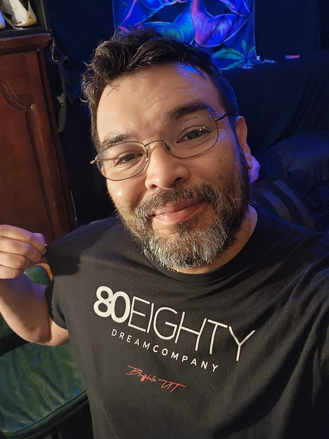 Customer photo review of 80Eighty® Tech Shirt