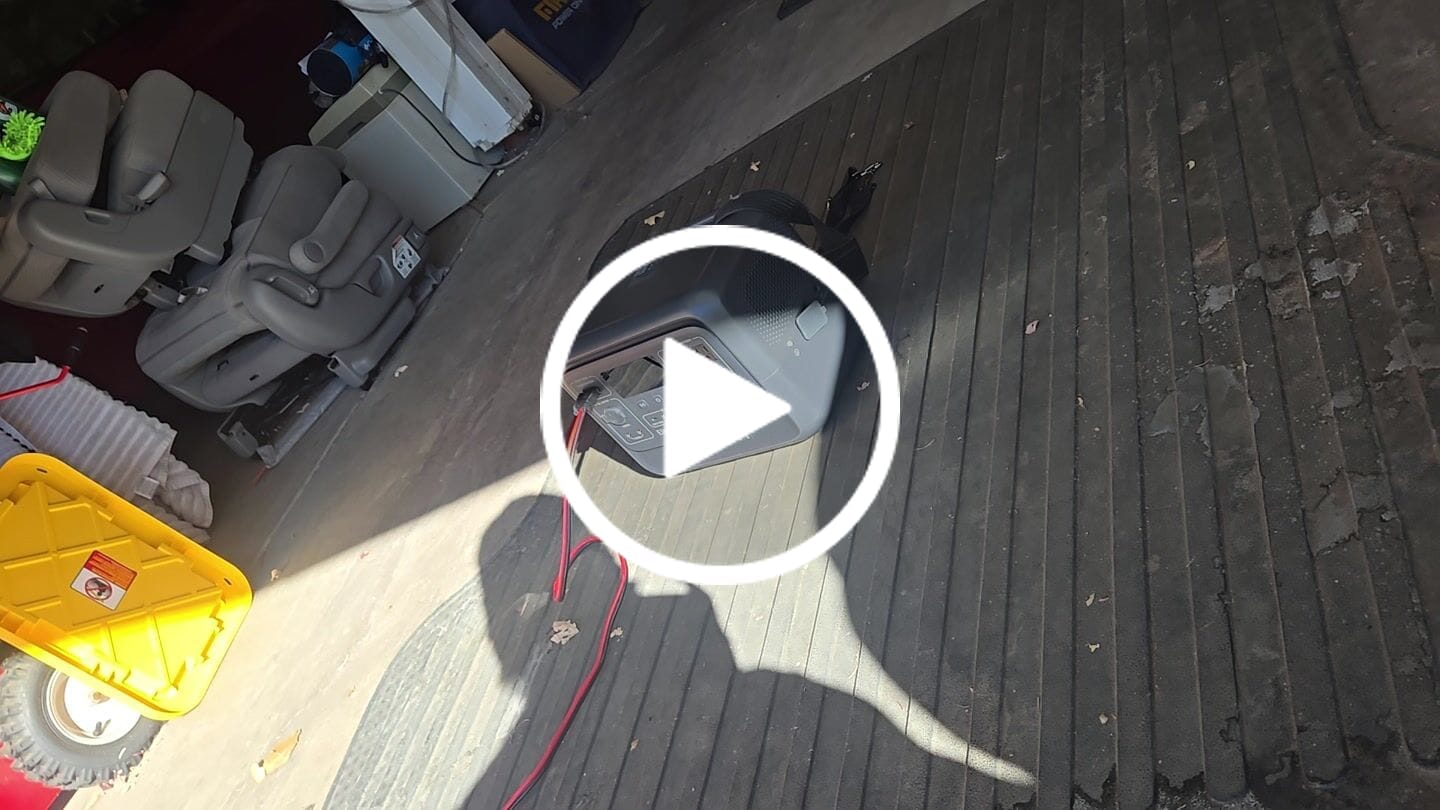 Customer video review of ALLPOWERS SP033 Portable Monocrystalline Solar Panel 200W