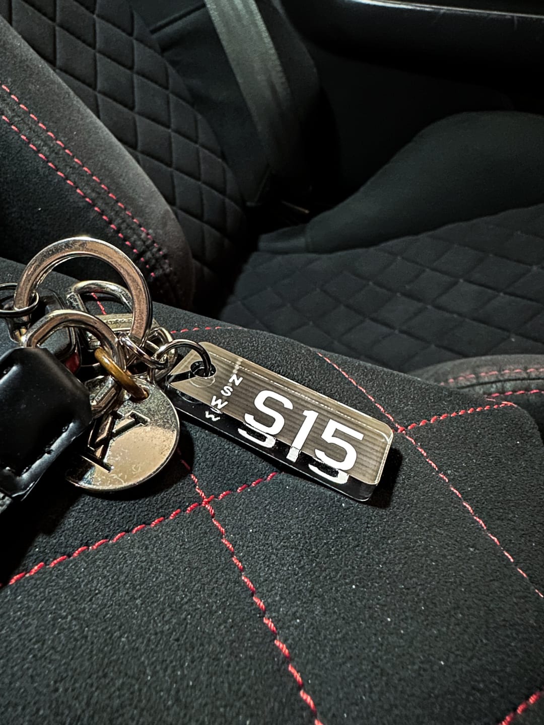 Customer photo review of VIC Deluxe Licence Plate Custom Keychain