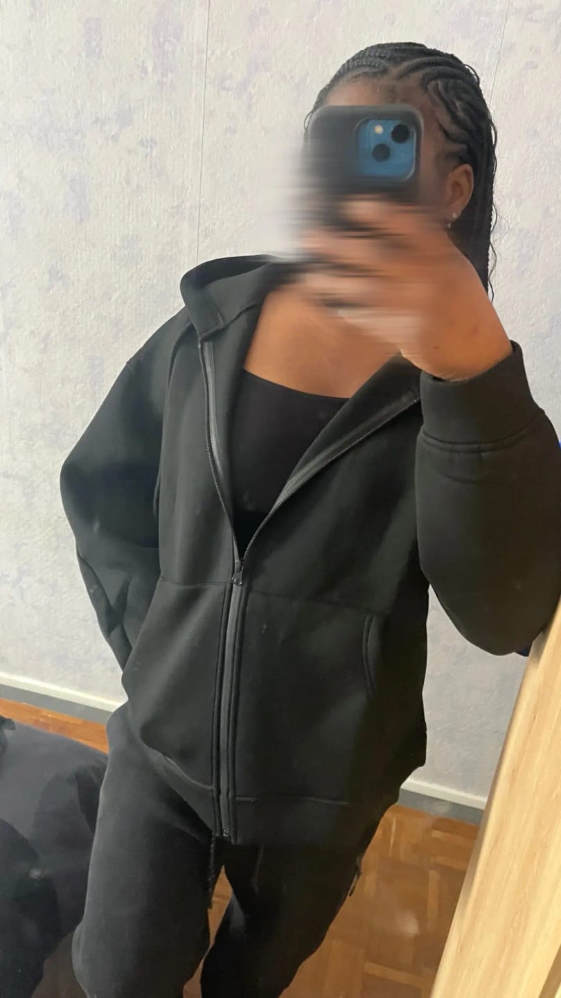 Customer photo review of Eveline Zip-Up Hoodie