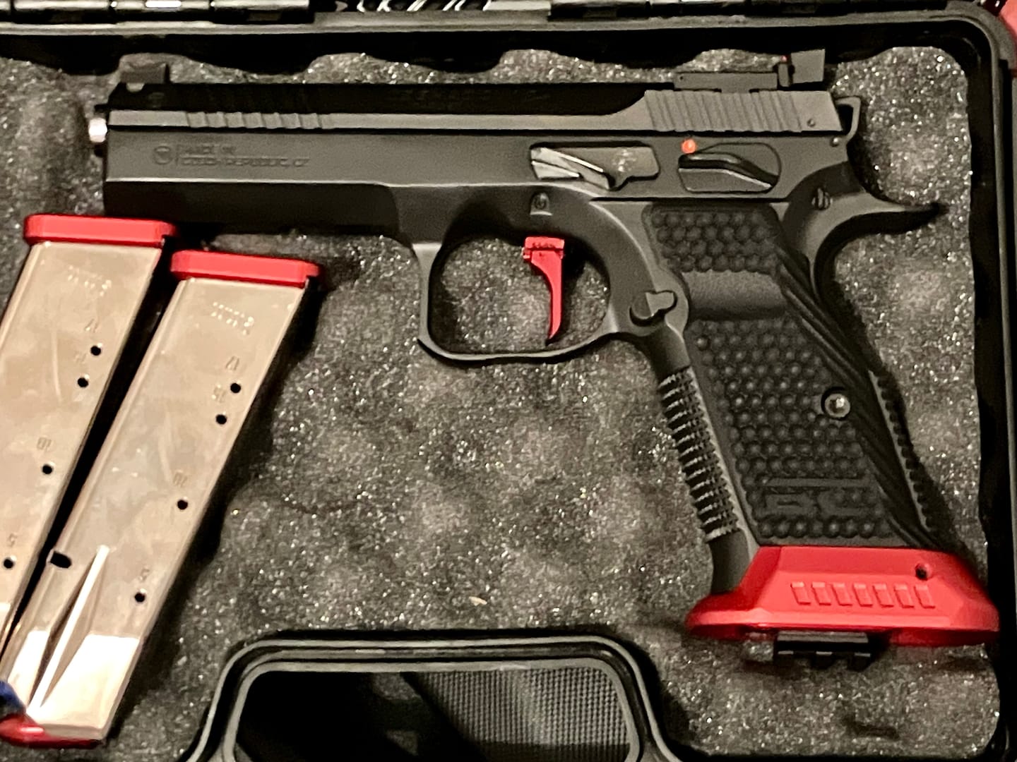 Customer photo review of CZ Shadow 2 Grips and Aluminium Mag-Well Combos