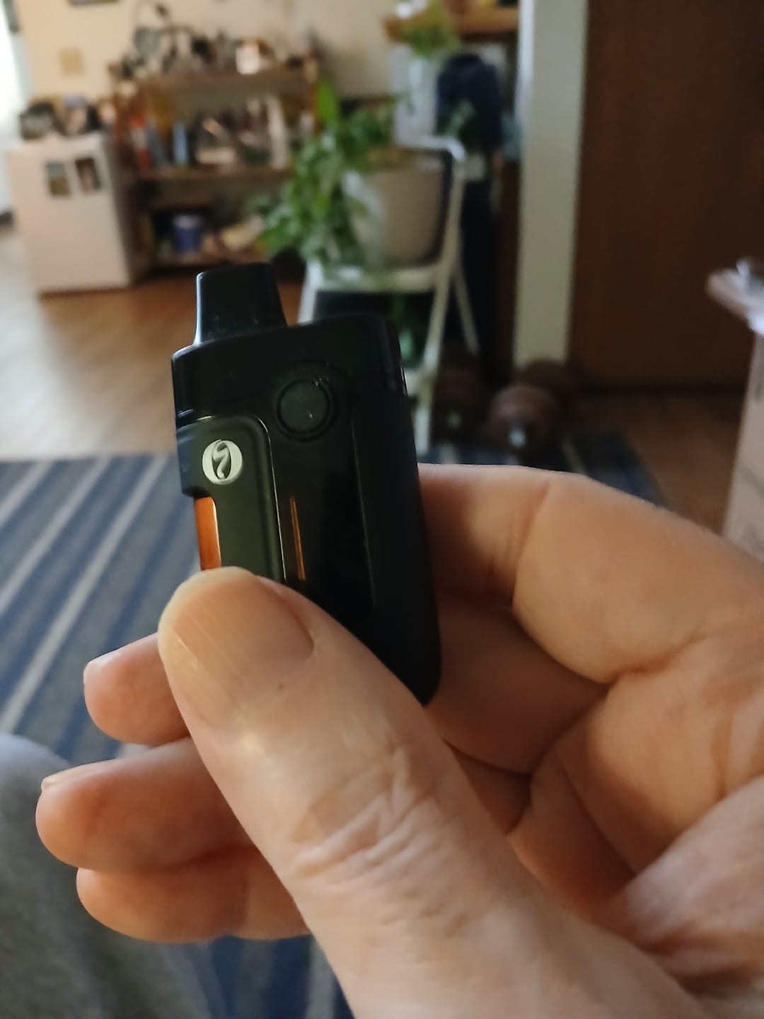 Customer photo review of MAGICSOD Wedding Cake 2000mg THC Blend Disposable Vape - Indica