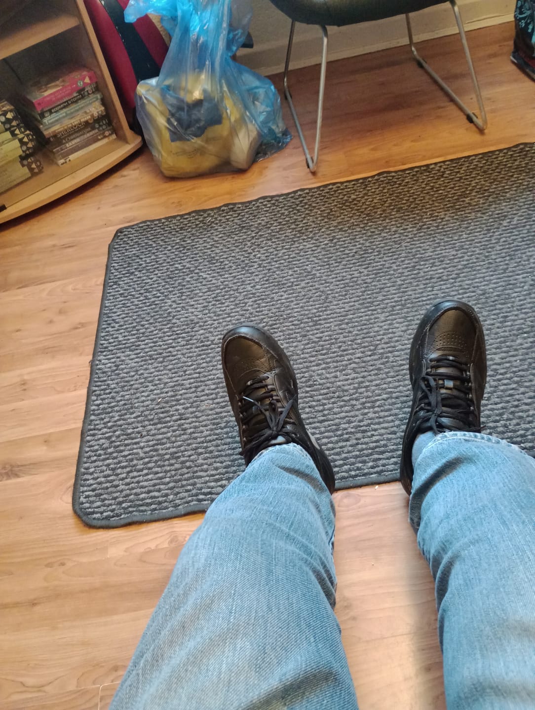 Customer photo review of Hi-Tec Blast Lite Trainer