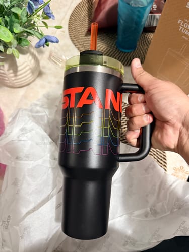 Customer photo review of Stanley Quencher H2.0 Flowstate™ Tumbler Reverb | 887ML