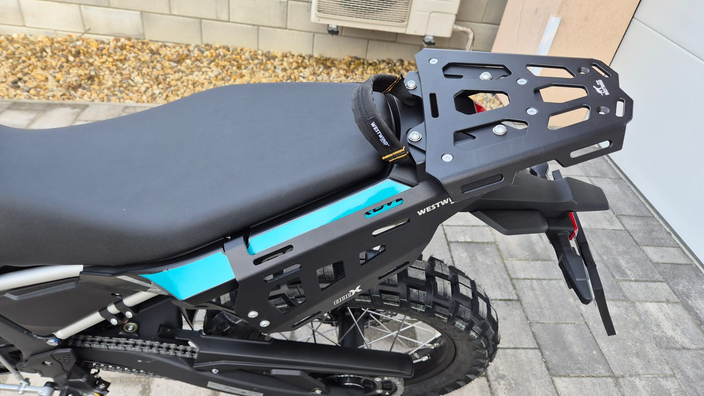 Customer photo review of Kove 800X/800X Rally Luggage Rack