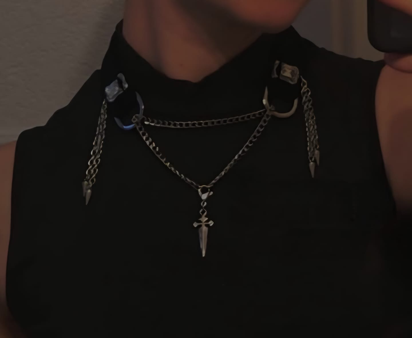 Customer photo review of Silver Blade Velvet Choker
