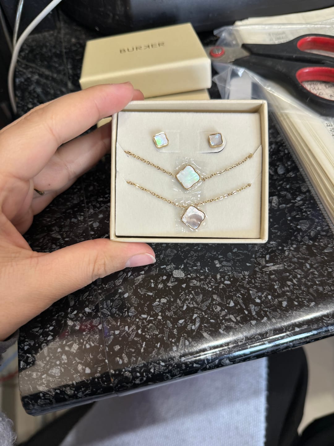 Customer photo review of Flora Gold White Set