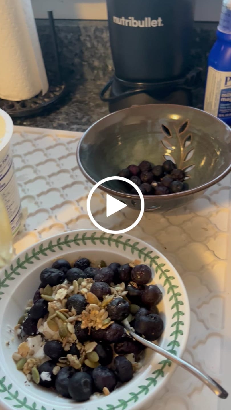 Customer video review of Struesli Organic Granola | Variety Pack