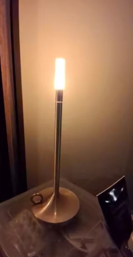 Customer photo review of Skandinavische Kandelaar Lampe | Minimalistische LED