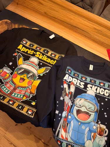 Customer photo review of Après-Skikachu - Premium Sweater