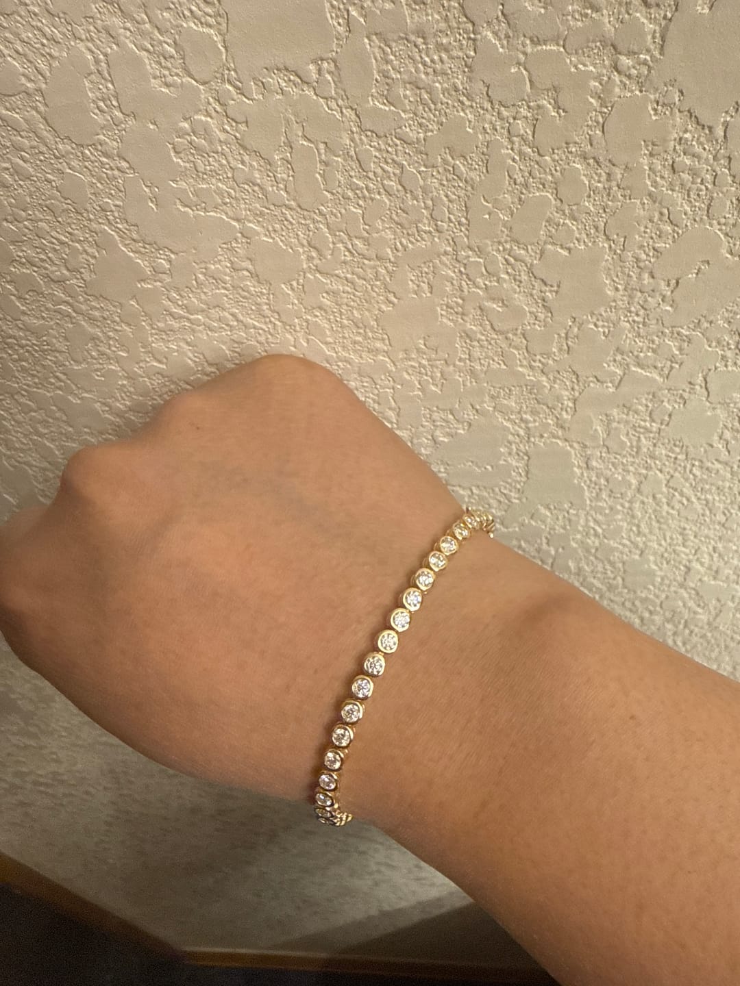 Customer photo review of Bezel Moissanite Tennis Bracelet 4mm
