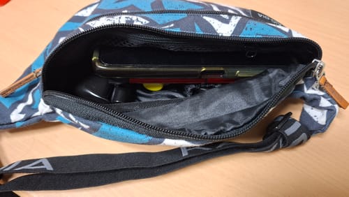 Customer photo review of The fanny pack made for diabetics with cooling system for insulin - Dia-Go Easy KIDS