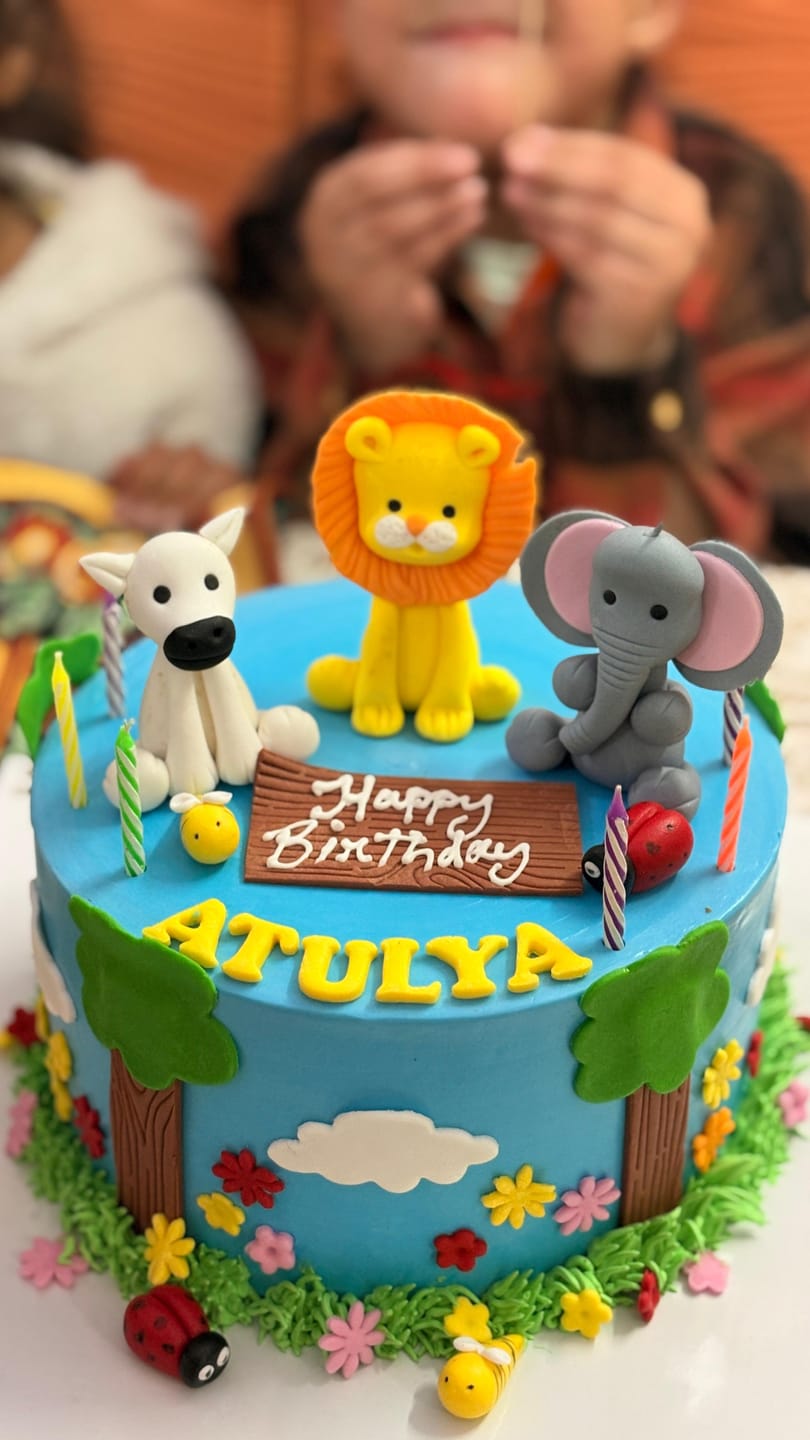 Customer photo review of Jungle Theme Cake for Kids