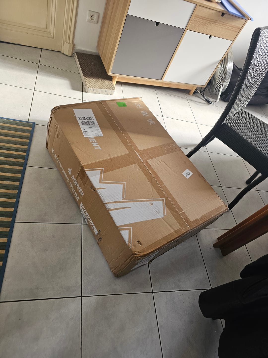 Customer photo review of Donner DED-200Max Batteries Electroniques