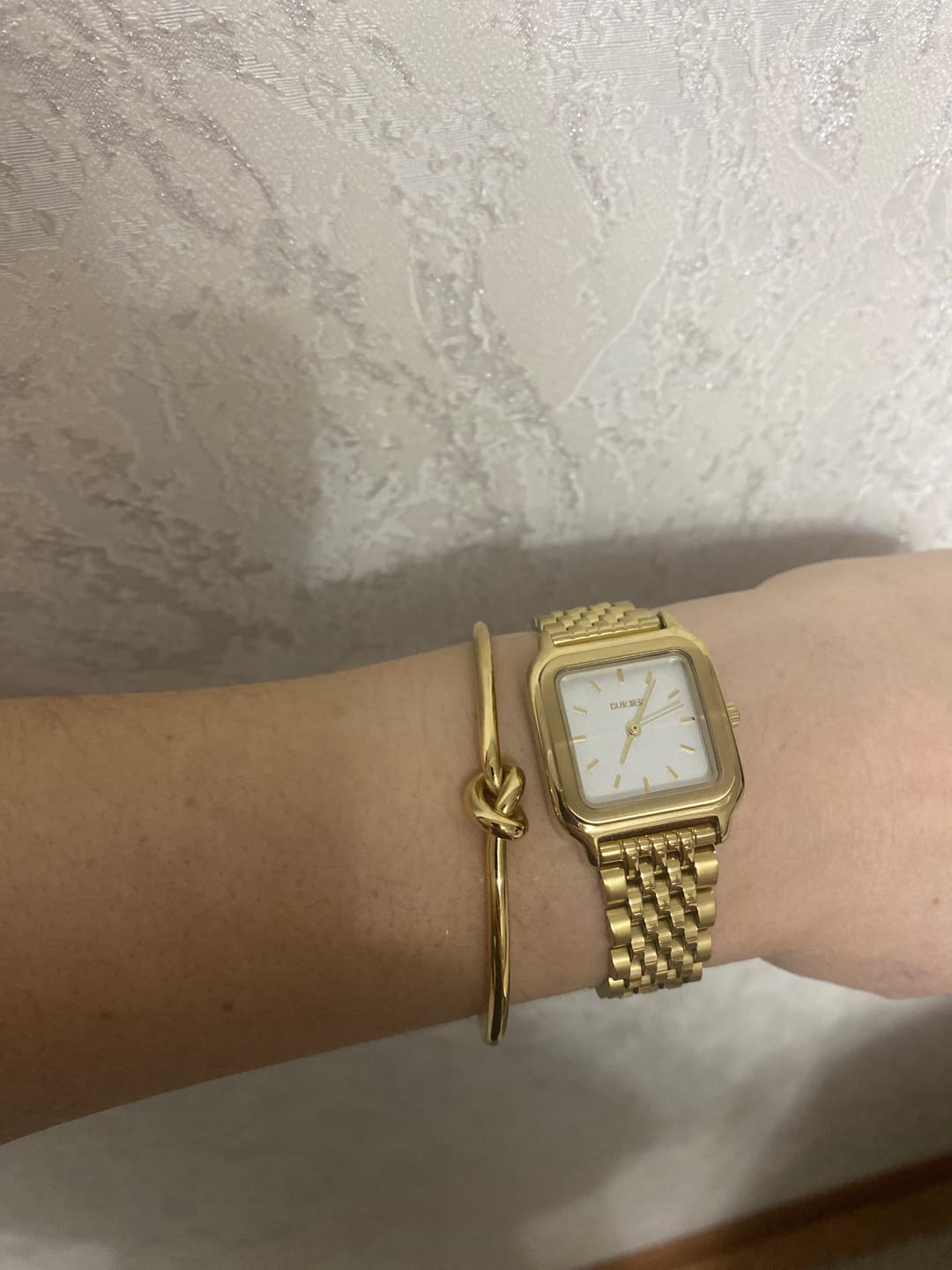 Customer photo review of Macy Gold White