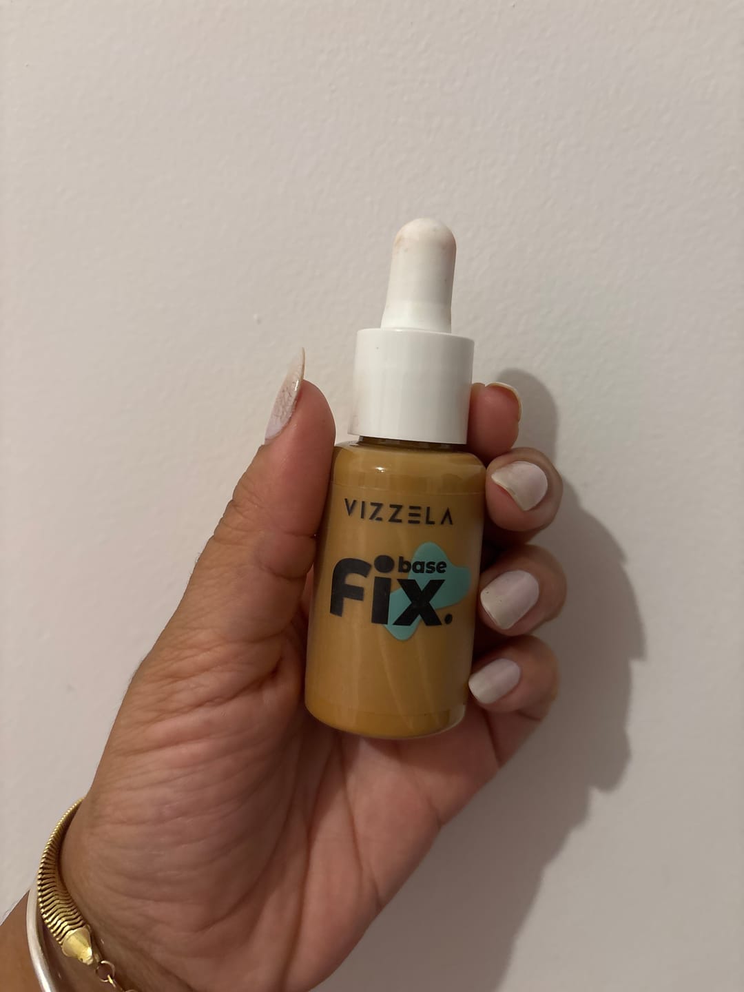 Customer photo review of Base Líquida FIX - Vizzela