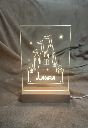 Customer photo review of Placa Castelo da Disney c/ Nome Personalizado