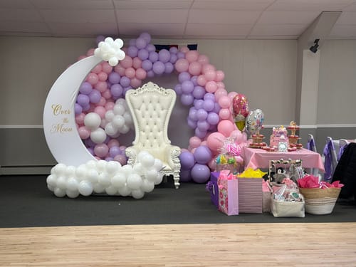 Customer photo review of 6.5ft Portable Crescent Moon Shape Stand for Baby Showers & Birthday & Wedding Events