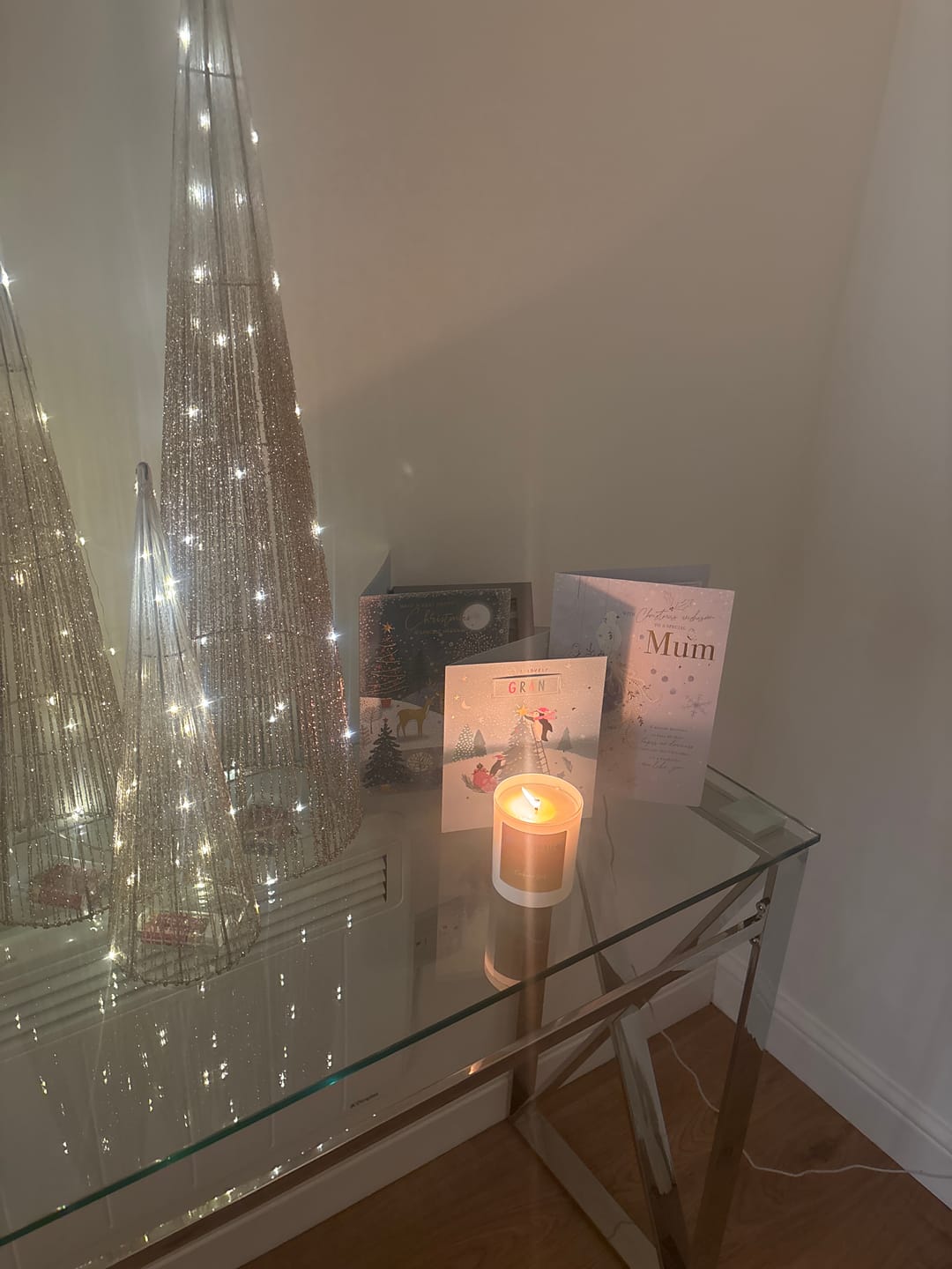 Customer photo review of Cashmere Oud Candle