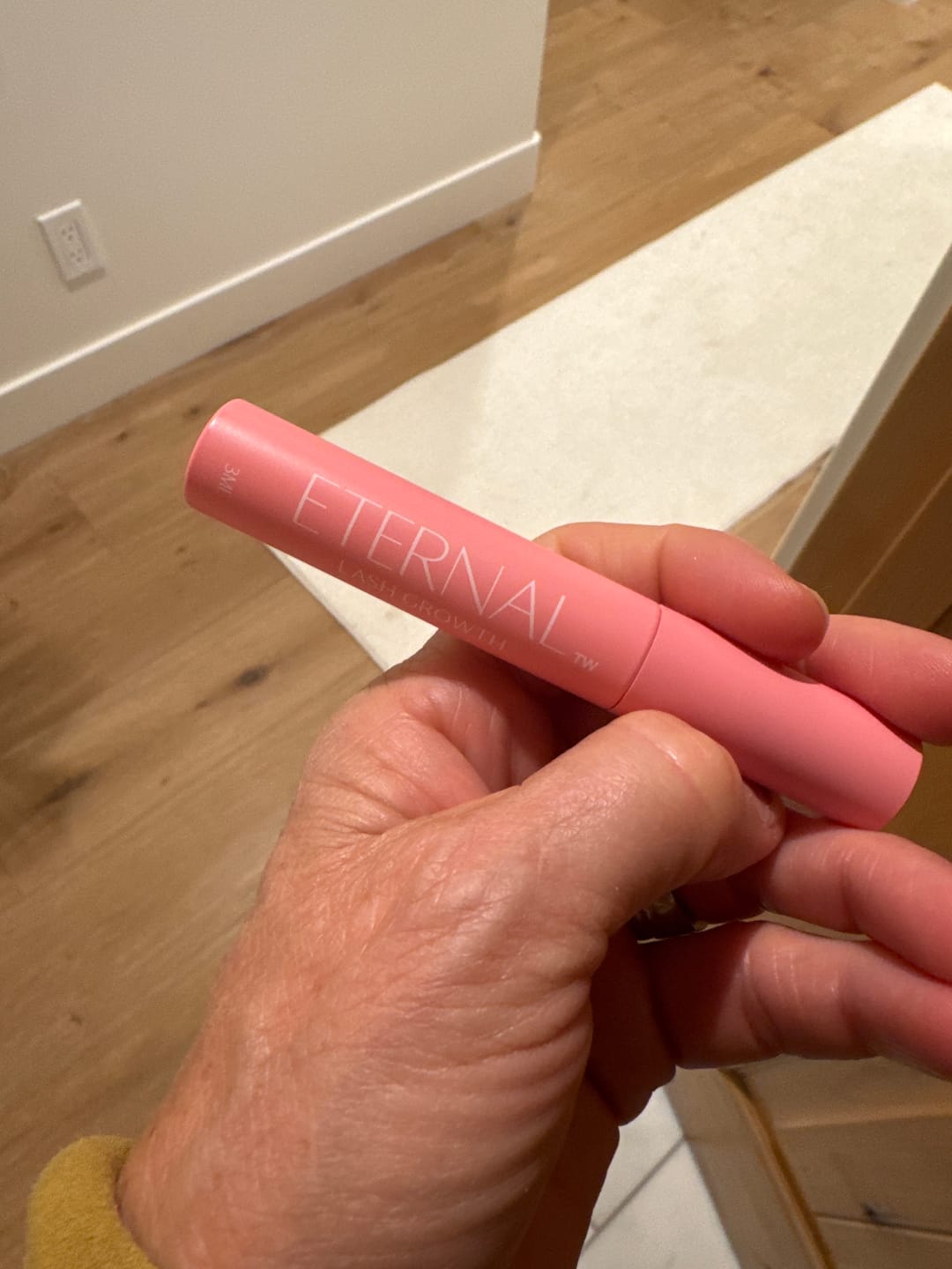 Customer photo review of EYELASH GROWTH SOLUTION
