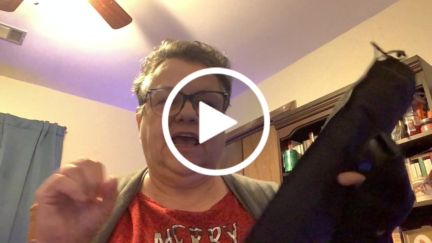 Customer video review of 3 Snowmen with Scarves - Exclusive Premium Diamond Painting Kit