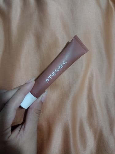 Customer photo review of PEPTIDE LIP BALM