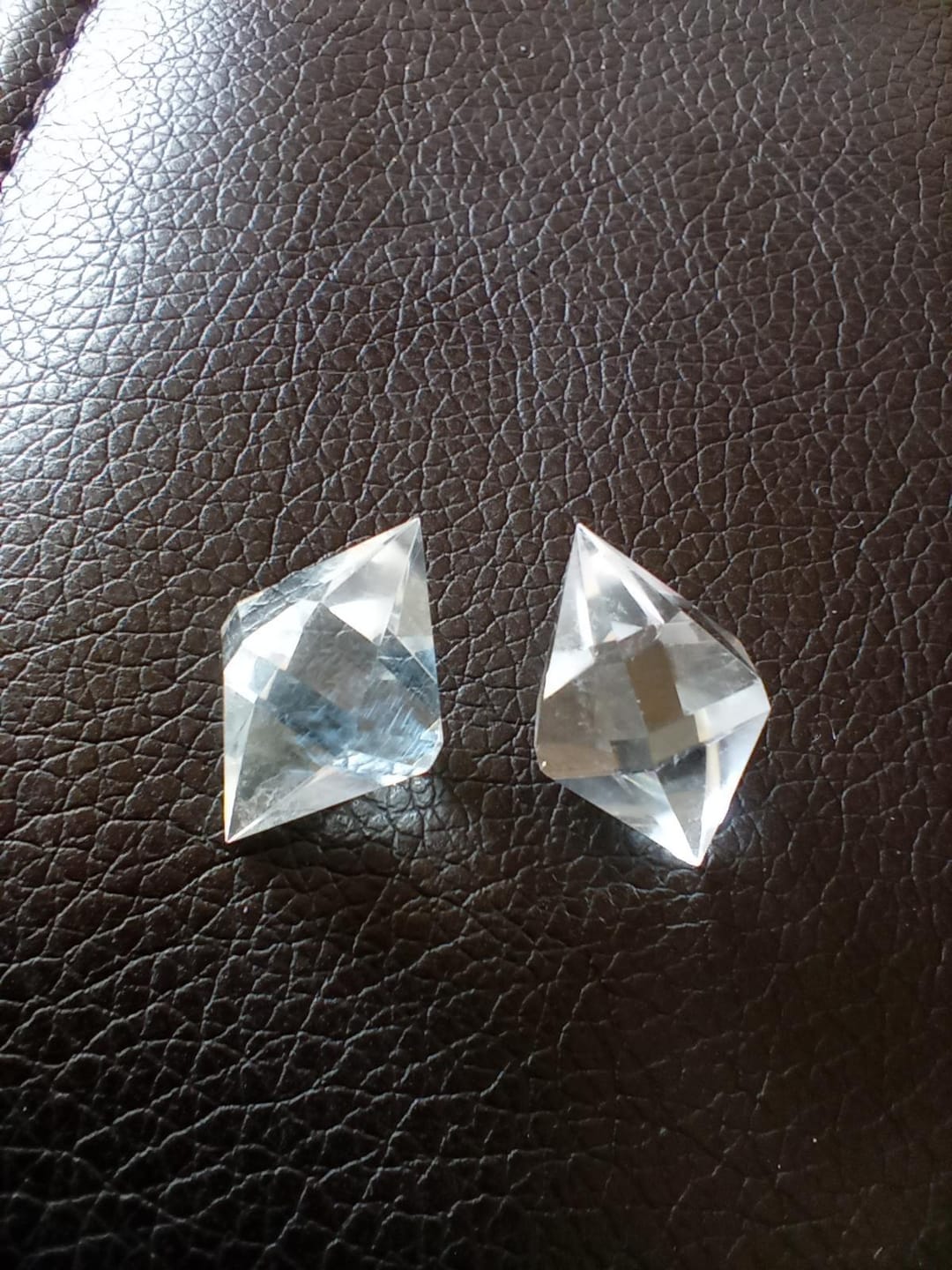Customer photo review of Mudra Meditation Crystals (Pair)