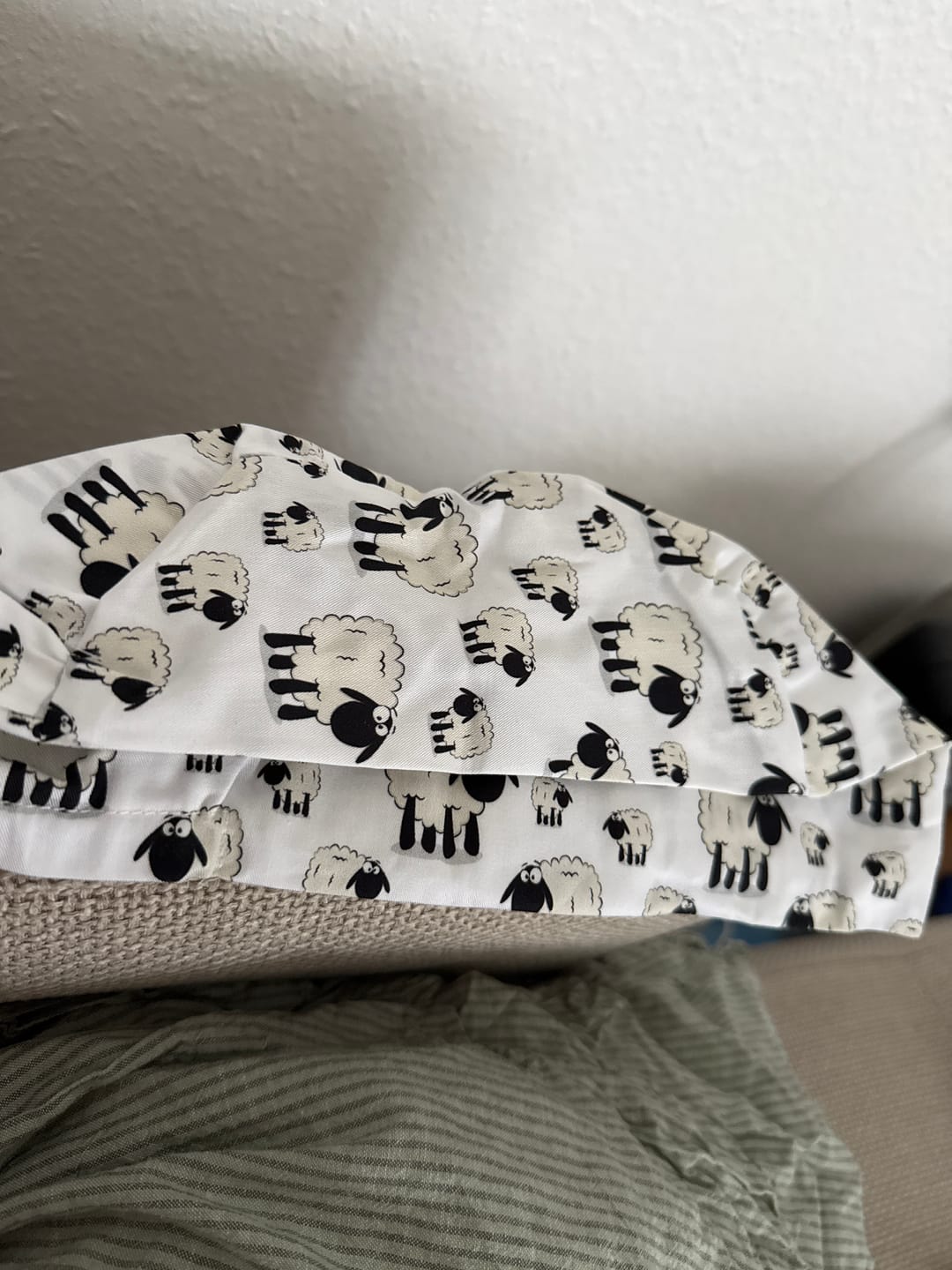 Customer photo review of OP Haube Schafe - Komfort