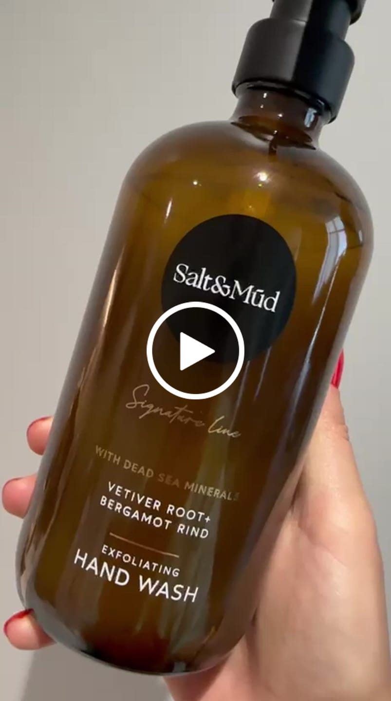 Customer video review of Signature Exfoliating Hand Wash With Dead Sea Minerals 500ml