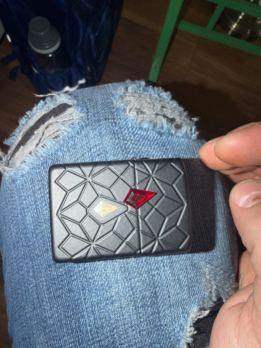 Customer photo review of Zippo Feuerzeug Red Diamond