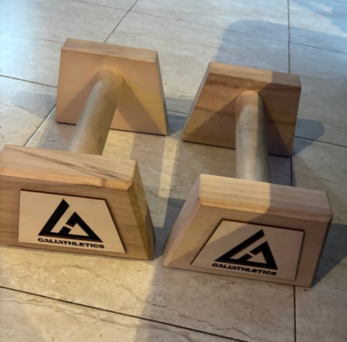Customer photo review of Wooden Parallettes MEDIUM