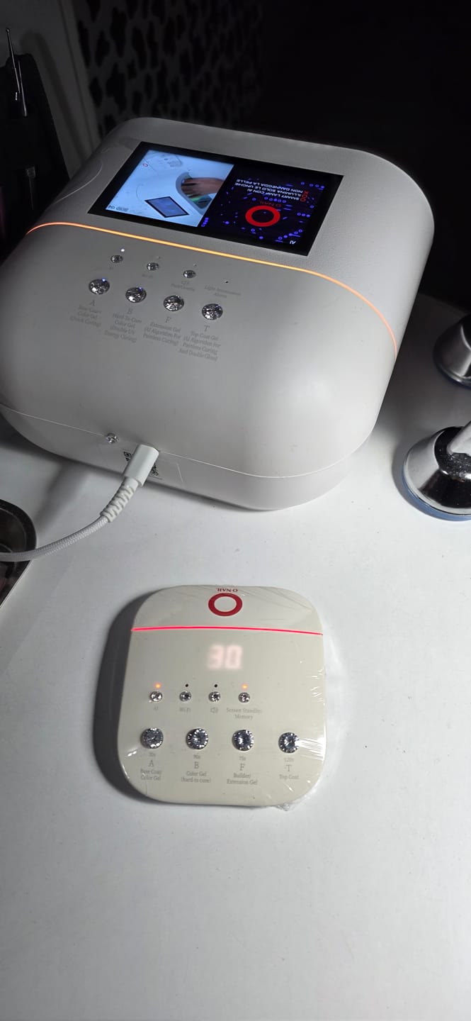 Customer photo review of Wireless Keyboard for AI Nail Lamp