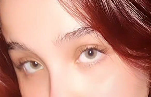 Customer photo review of Hidrocor MEL Prescription Colored Contact Lenses