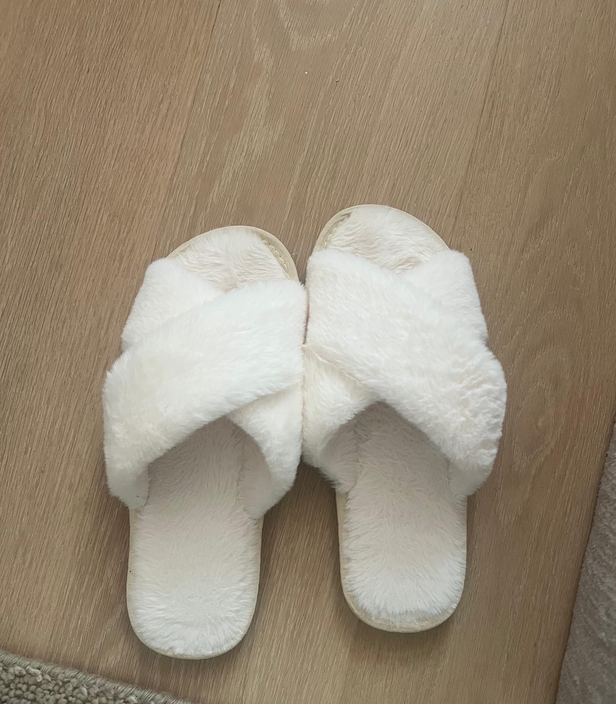Customer photo review of Nordic Cozy Cross Band Slippers