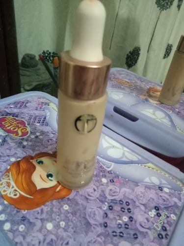 Customer photo review of O.TWO.O LIQUID DROP FOUNDATION