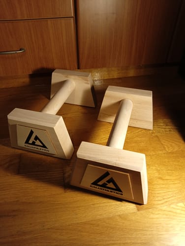 Customer photo review of Wooden Parallettes MEDIUM