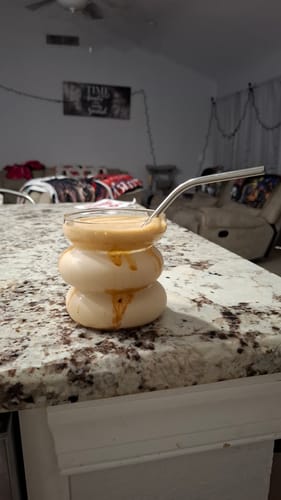 Customer photo review of Round Shaped Coffee Cups