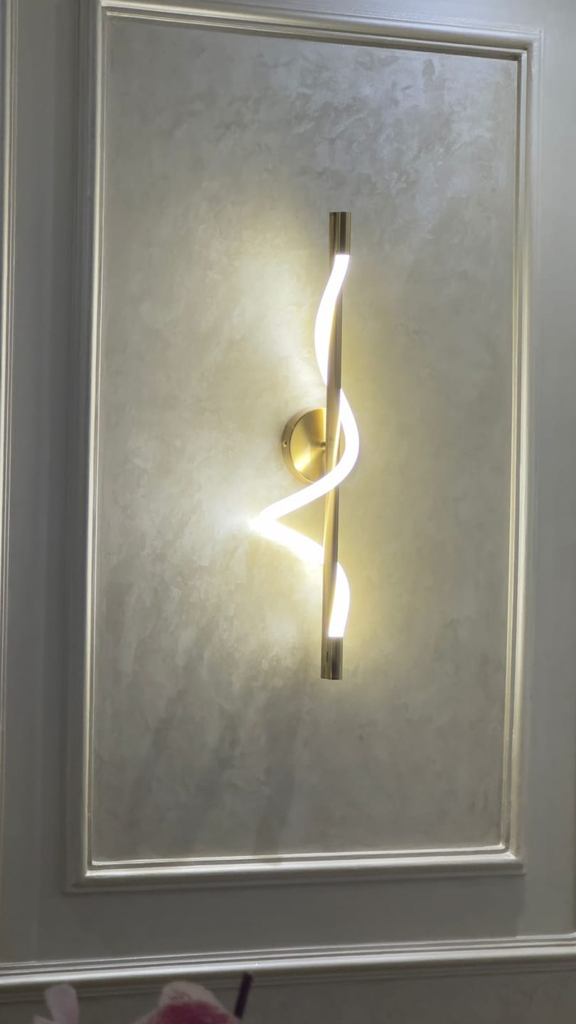 Customer photo review of Applique murale ECLISSA Gold
