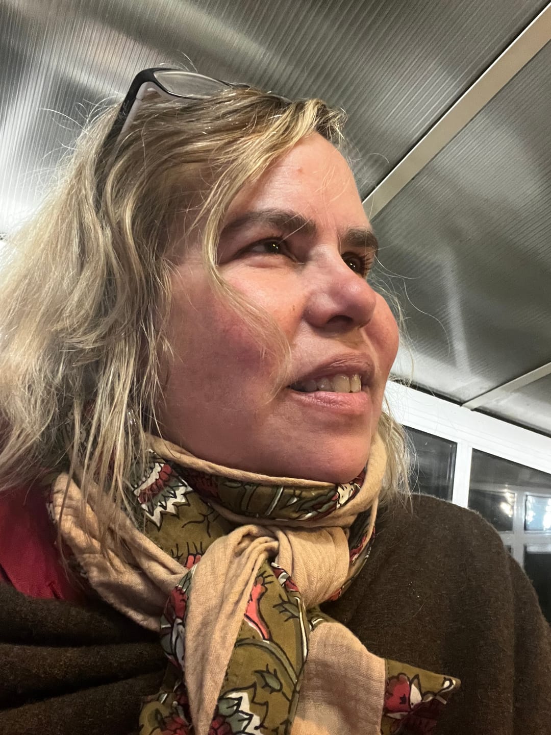 Customer photo review of Le foulard Calista Cassonade/Ila
