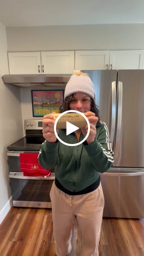 Customer video review of Mis Raíces Black